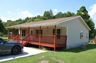 1405 Freeland Rd NE, Dalton, GA 30721
