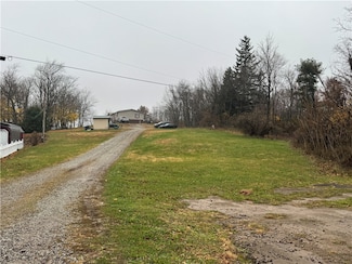 287 Hopwood Coolspring Rd, Hopwood, PA 15445