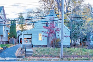 11 Vley Rd, Schenectady, NY 12302