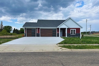 480 Stoneridge Ln NE, Owatonna, MN 55060