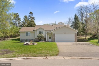 6744 13th Street Ct N, Saint Paul, MN 55128