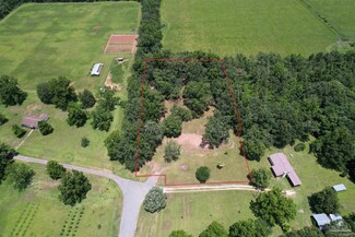 6710 Pugh Chapel Rd, Molino, FL 32577