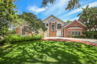 1351 Dixie Lee Ln, Sarasota, FL 34231
