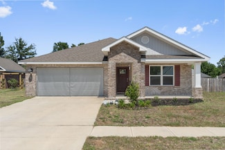 5445 Jenee Ct, Crestview, FL 32539