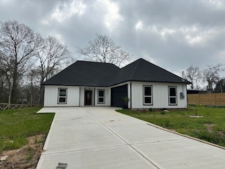 24629 Waterford St, Hempstead, TX 77445