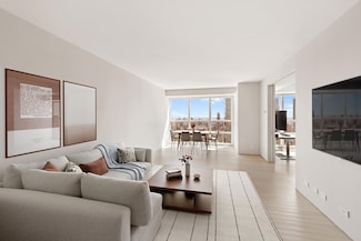 146 W 57th St Unit 60B, New York, NY 10019