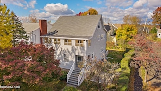 158 Henry St Unit 2, Greenwich, CT 06830