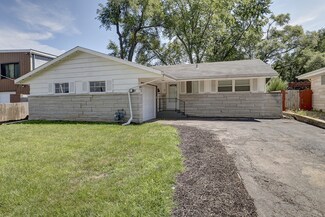 10 Earl Ave, Joliet, IL 60436