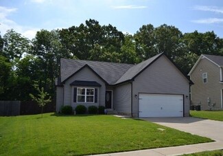 1145 Meachem Dr, Clarksville, TN 37042