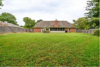 569 Autumn Run Dr, Collierville, TN 38017