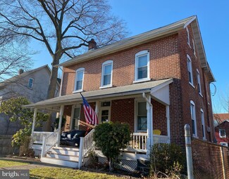 34 S 4th St, Perkasie, PA 18944