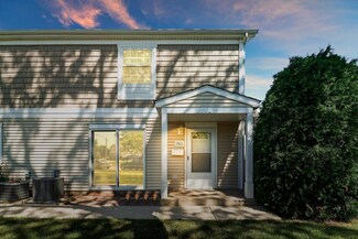1311 Exeter Ct Unit 96, Wheeling, IL 60090