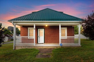 210 Taylor St, Radford, VA 24141