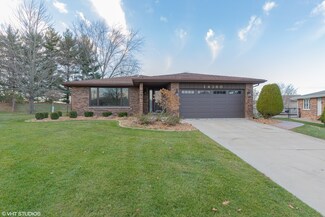 14360 Streamwood Dr, Orland Park, IL 60467