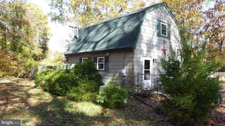 110 Daffodil Rd, Millville, NJ 08332