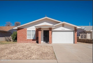 12425 Kari Anne Dr, El Paso, TX 79928