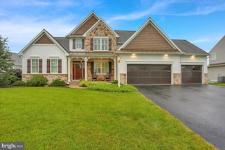641 Skyler Dr, Mount Joy, PA 17552