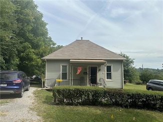 3015 N 7th St, Saint Joseph, MO 64505