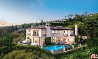 1260 St Ives Place, Los Angeles, CA 90069