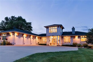 1370 Polo Ct, Cumming, IA 50061