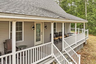 77 Kent Locke Cir, Alton, NH 03809