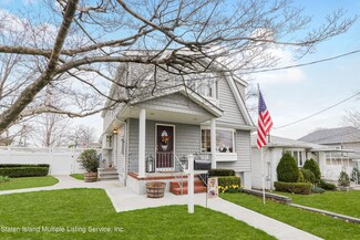 21 Hopkins Ave, Staten Island, NY 10306