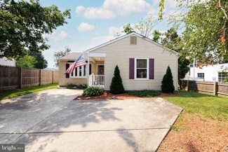150 W Evesham Ave, Magnolia, NJ 08049