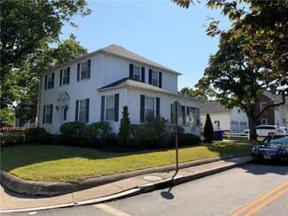 89 Walcott St, Pawtucket, RI 02860
