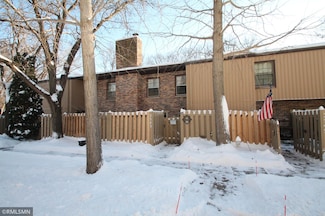 2543 Unity Ave N, Golden Valley, MN 55422