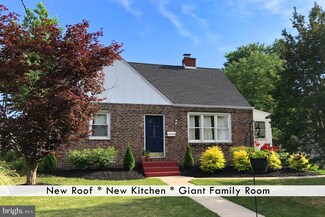 132 Moore Ave, Barrington, NJ 08007