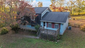 844 Mountain Leaf Dr, Tunnel Hill, GA 30755