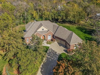 36404 Deerfield Dr, Cumming, IA 50061