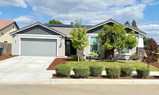 2320 S Cotta St, Visalia, CA 93292