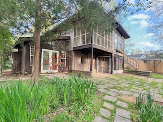 617 Cary Dr, Auburn, AL 36830