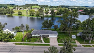 105 County Road V, Cazenovia, WI 53924