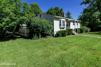 6 Hazel Terrace, Rensselaer, NY 12144