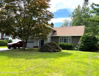 2408 Troy Schenectady Rd, Schenectady, NY 12309
