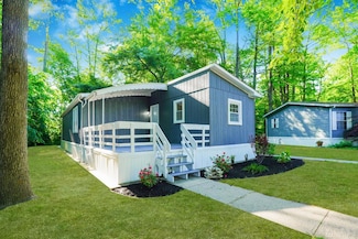 21 Keats Rd, North Brunswick, NJ 08902
