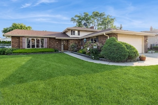 1243 W Byron Ave, Addison, IL 60101