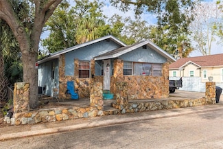 2011 Auburn St S, Saint Petersburg, FL 33712