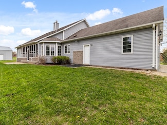 33228 Washington Ave, Burlington, WI 53105