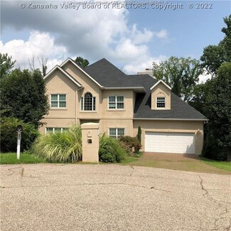 6 Woodcrest Ln, Charleston, WV 25314