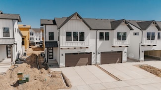 3070 N Summer Wood Dr Unit 811, Eagle Mountain, UT 84013