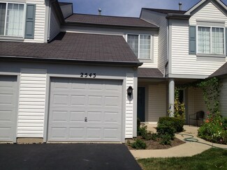 2543 Carrolwood Rd Unit 92, Naperville, IL 60540