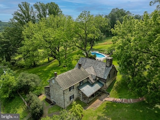 880 County Park Rd, Pottstown, PA 19465