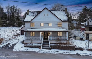 4 6 Lathrope Ave, Carbondale, PA 18407