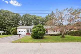 7 Marial Ave, Biddeford, ME 04005