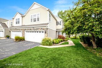 6787 Slate Dr Unit 974, Carpentersville, IL 60110