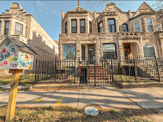 4925 S Champlain Ave Unit 2, Chicago, IL 60615