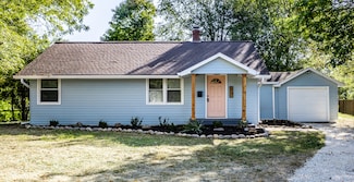 7651 Harcourt Rd, Indianapolis, IN 46260